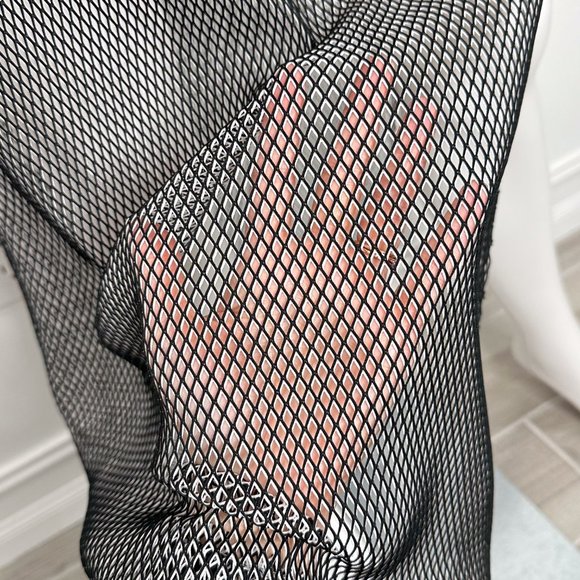 Jade Swim Mesh Open Knit Maxi Skirt with High Slit Black & White Womens Size M/L - Picture 7 of 16